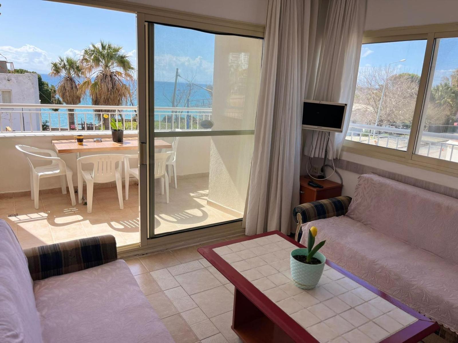 Holiday Apart 50 Meters To Beach, Sea View Apartments Didim Eksteriør bilde